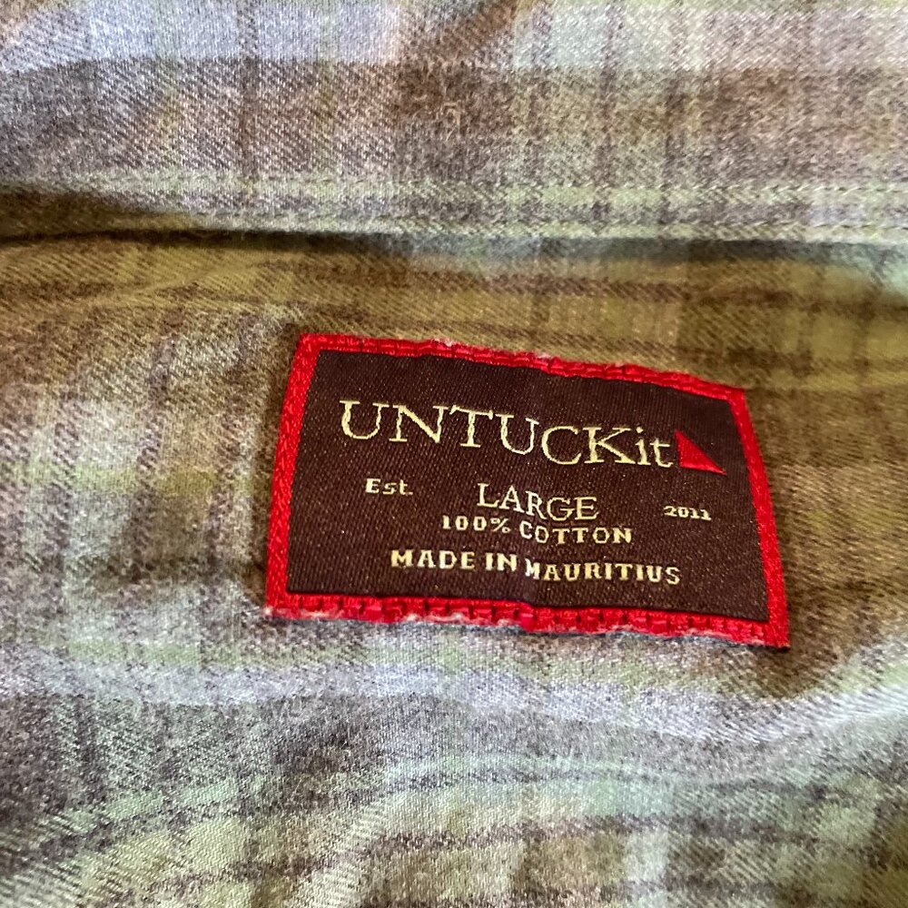 UNTUCKit Barry Flannel Shirt - Untucked Shirt for Men, Long Sleeve, Gray Plaid